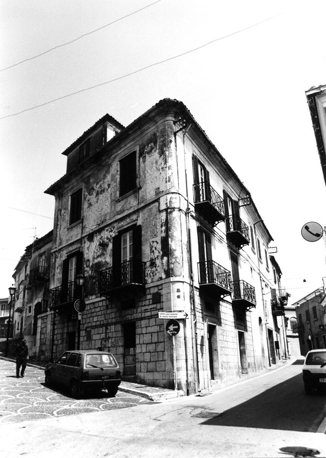 palazzo, plurifamiliare - Fornelli (IS) 