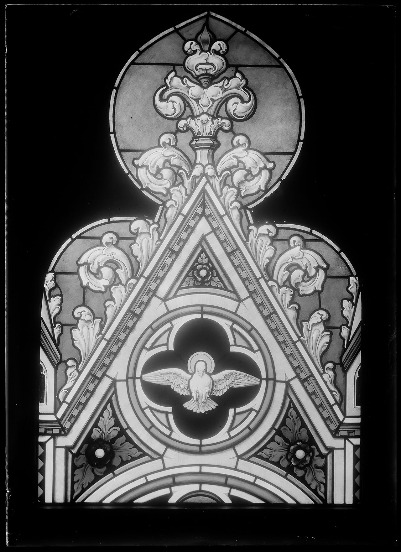 L0203 (negativo) di studio di vetrate artistiche Moretti-Caselli (fine/ inizio XX/ XXI)