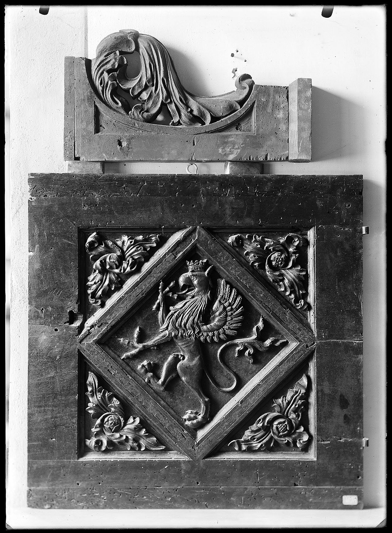 L0516 (negativo) di studio di vetrate artistiche Moretti-Caselli (fine/ inizio XX/ XXI)