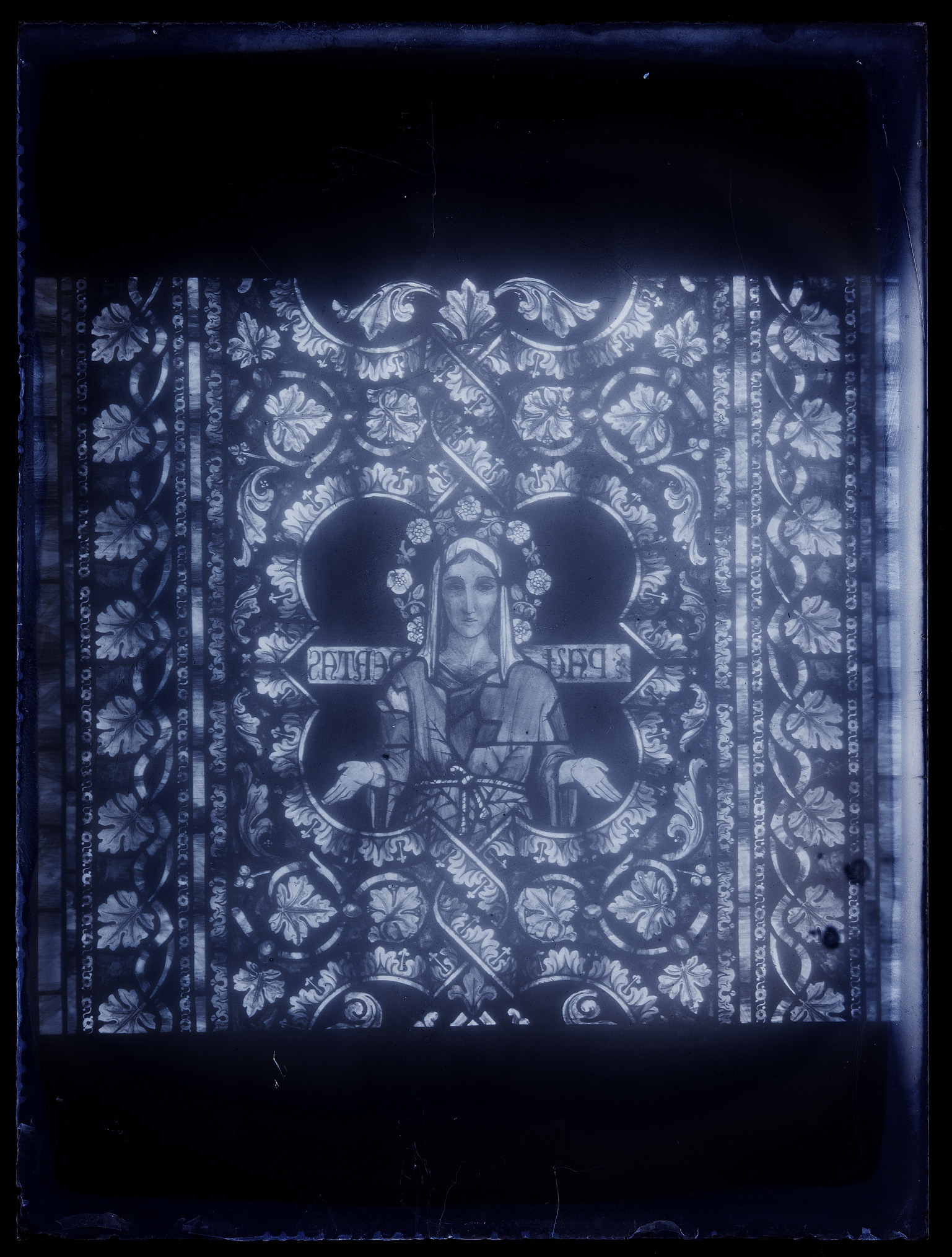 L0642 (negativo) di studio di vetrate artistiche Moretti-Caselli (fine/ inizio XX/ XXI)