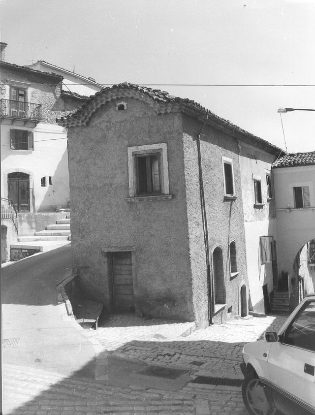 palazzo Loreto (palazzo, plurifamiliare) - Fossalto (CB) 