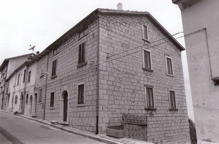 casa - Pescopennataro (IS) 