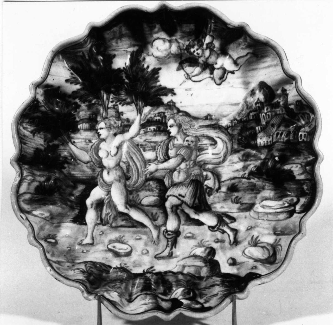 Dafne e Apollo (coppa - umbonata e baccellata ("crespina")) di Dalle Palle Giambattista (attribuito) - manifattura faentina (terzo quarto sec. XVI)