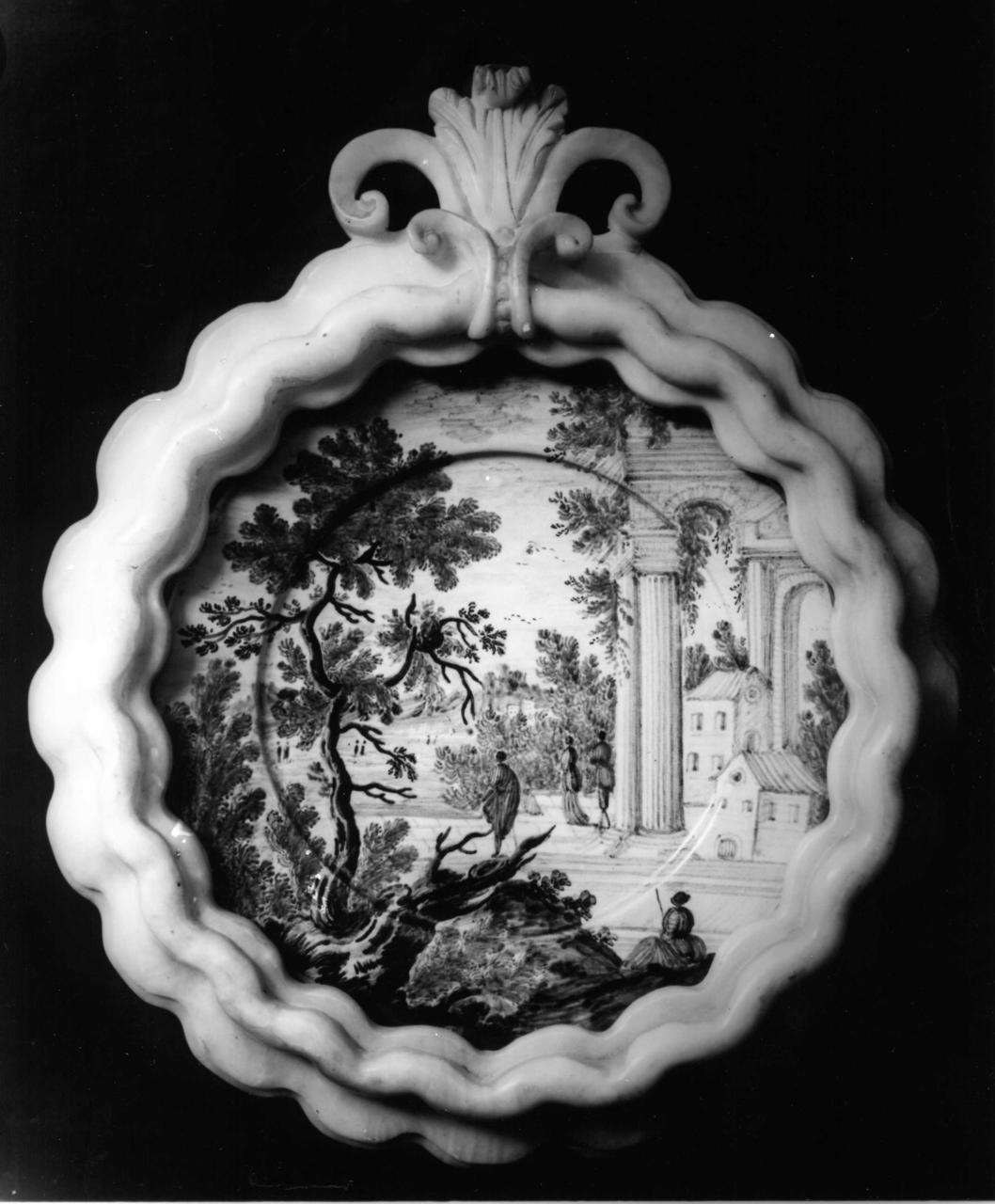 paesaggio con architetture e rovine (piattino, coppia) - bottega di Castelli (metà sec. XVIII)