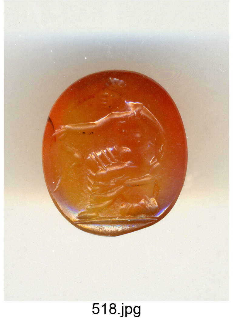 figura maschile seduta (gemma) - produzione italiana (secc. XVI/ XVII)