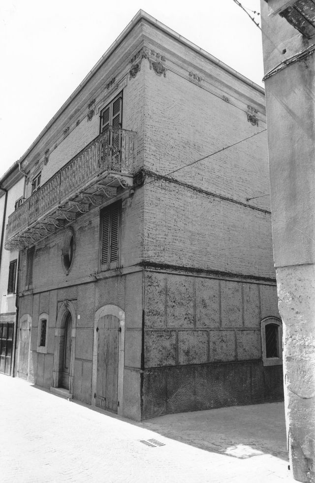 Palazzo Pansini-Franceschetti (palazzo, bifamiliare) - Roccasicura (IS) 
