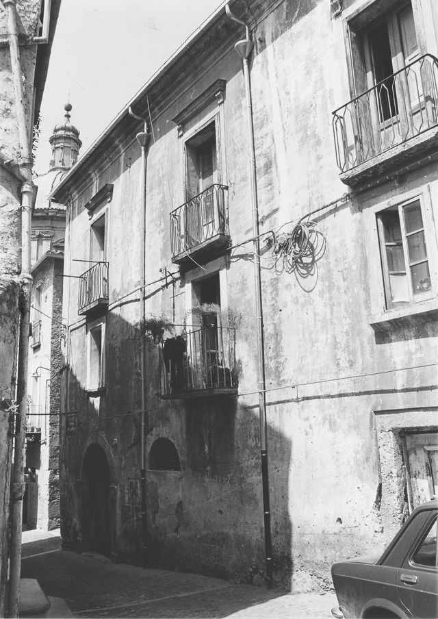 palazzo, residenziale - Venafro (IS) 