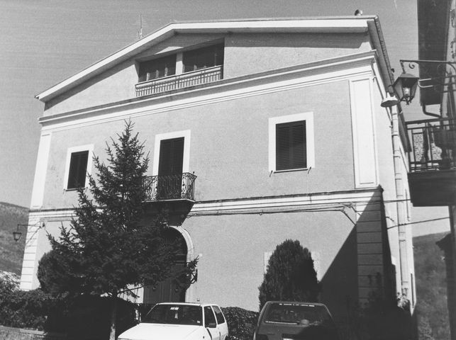Palazzo Pecorelli (palazzo, borghese) - Sessano del Molise (IS) 