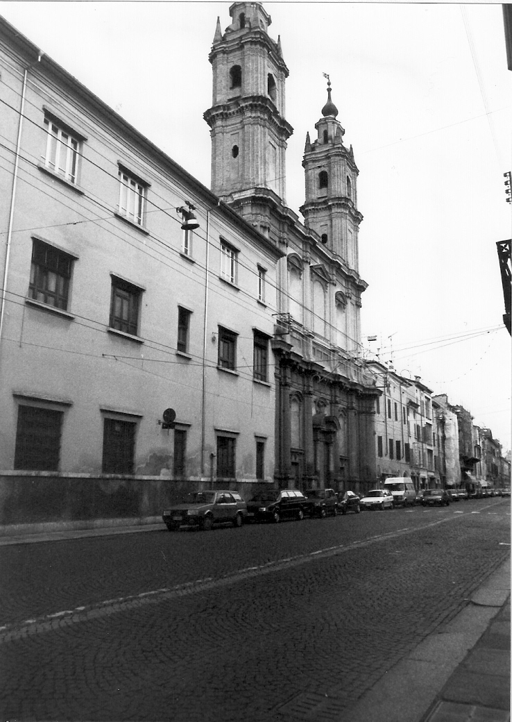 Ex Chiesa di S. Francesco di Paola o Torri dei Paolotti (chiesa) - Parma (PR)  (sec. XVII)