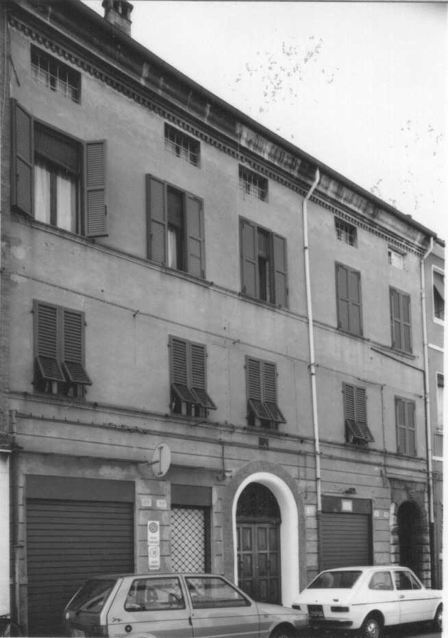 casa, privata - Ferrara (FE)  (XVI)