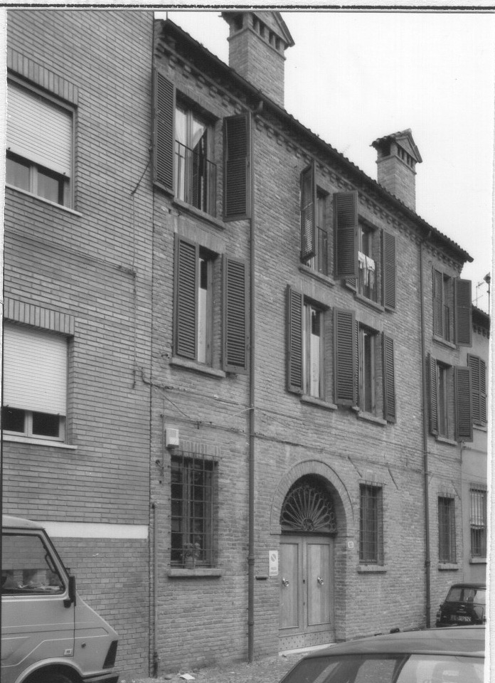 casa, privata - Ferrara (FE)  (XV)