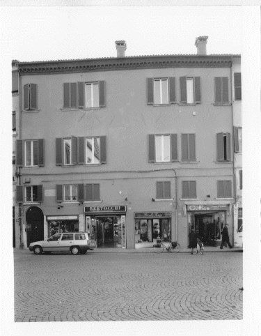 casa, privata - Ferrara (FE)  (XVI, inizio)