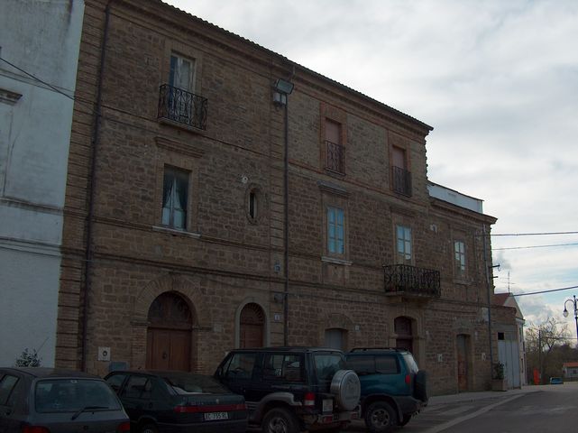 Palazzo De Lena (palazzo, signorile, plurifamiliare) - San Giacomo degli Schiavoni (CB) 