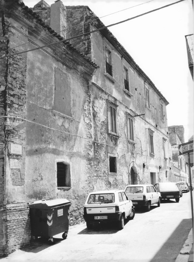Palazzo Candela (palazzo, plurifamiliare) - Campomarino (CB) 