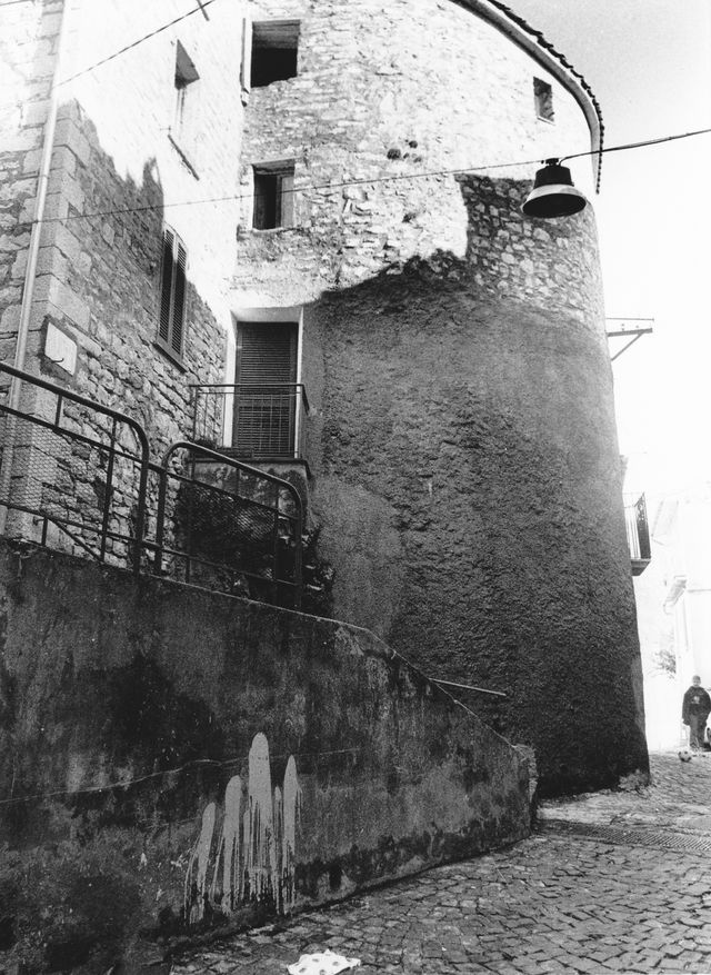 casa, a blocco, con torre - Carpinone (IS) 