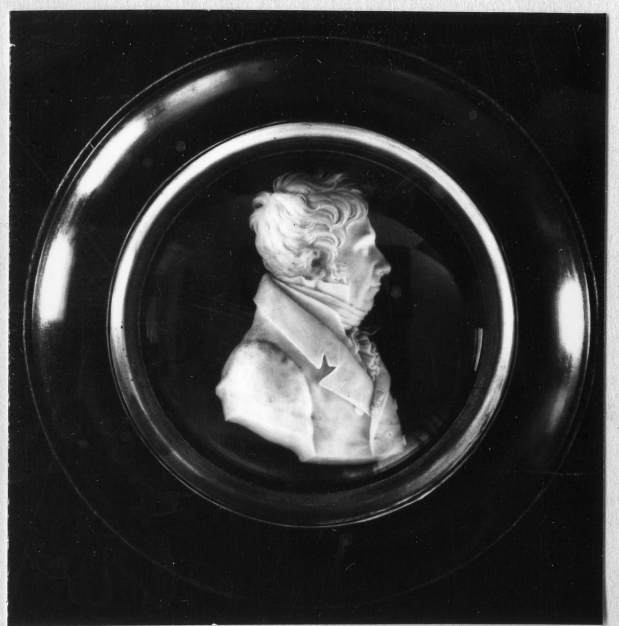 Ritratto di Pietro Benvenuti, ritratto d'uomo (rilievo) di Santarelli Giovanni Antonio (sec. XIX)