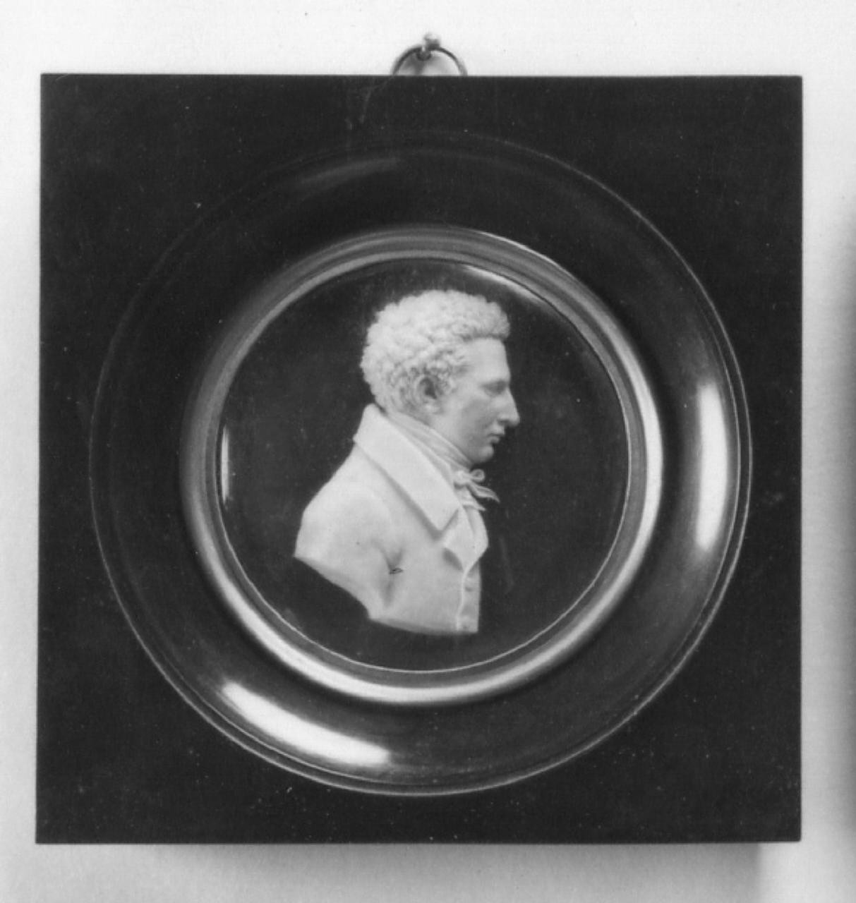 Ritratto d'uomo, ritratto d'uomo (rilievo) di Santarelli Giovanni Antonio (sec. XIX)