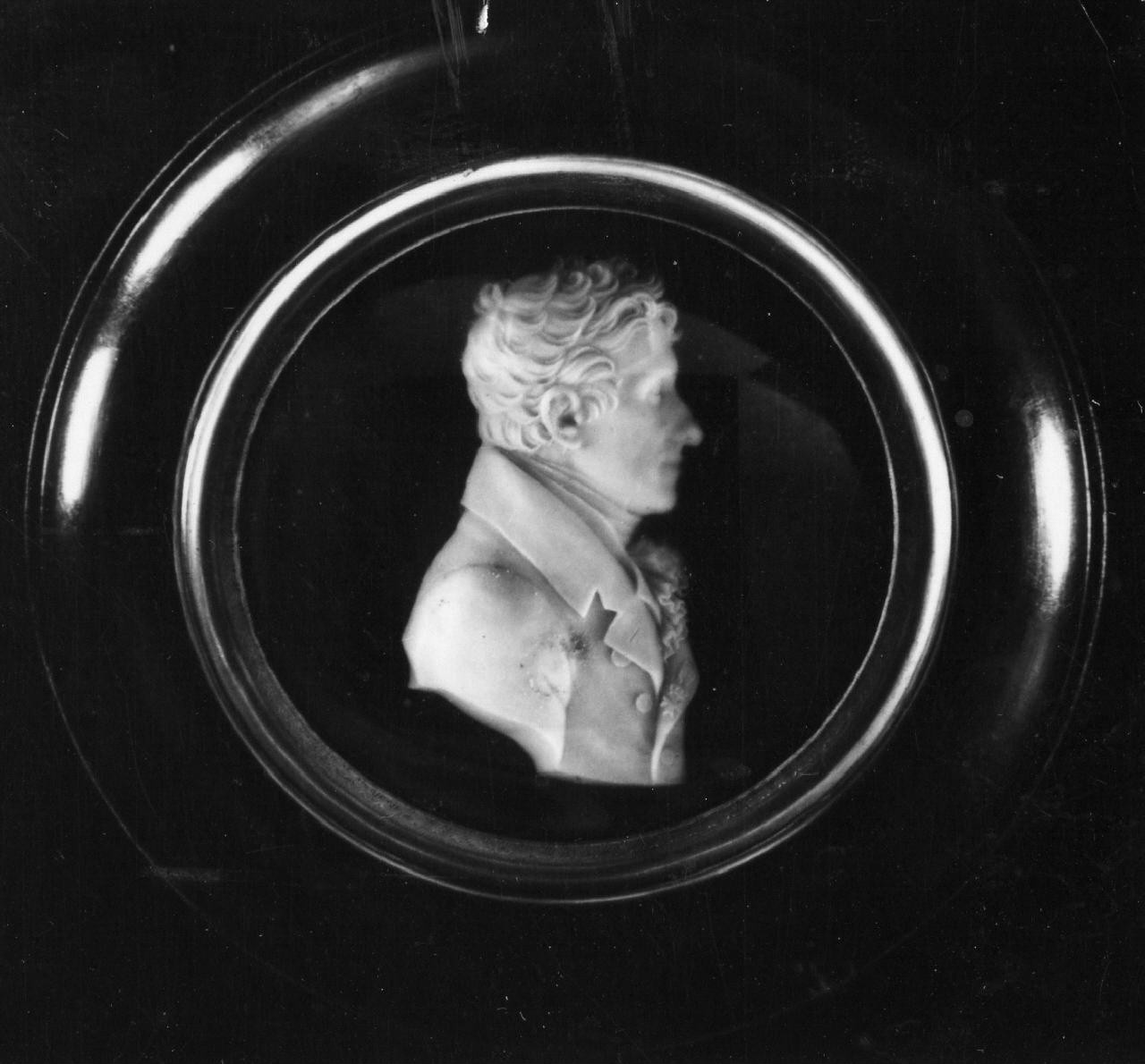 Ritratto di Antonio Canova, ritratto d'uomo (rilievo) di Santarelli Giovanni Antonio (sec. XIX)