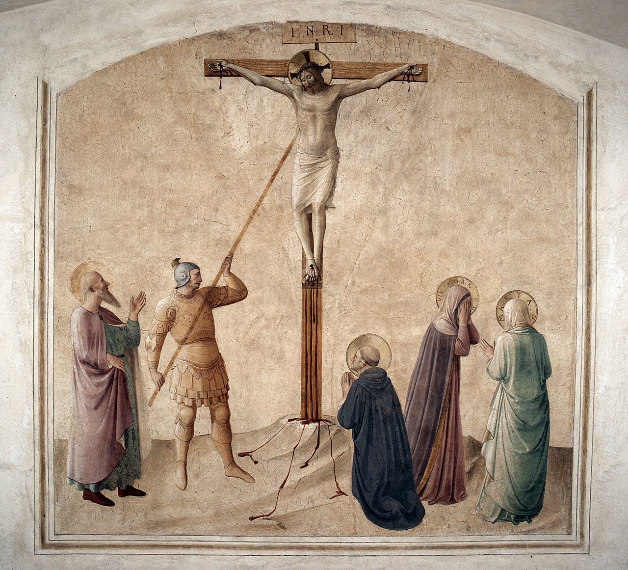 Cristo crocifisso ferito dalla lancia di Longino, Santi (dipinto) di Giovanni da Fiesole detto Beato Angelico (e aiuti) (sec. XV)
