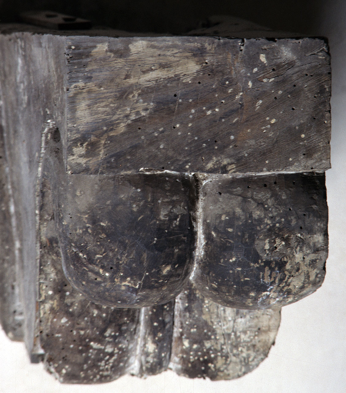 mensola architettonica - bottega fiorentina (fine/ inizio secc. XIV/ XV)