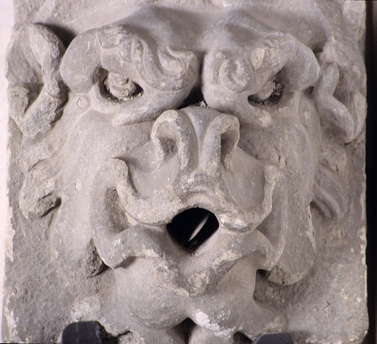 mascherone (rilievo) - bottega fiorentina (seconda metà sec. XVI)