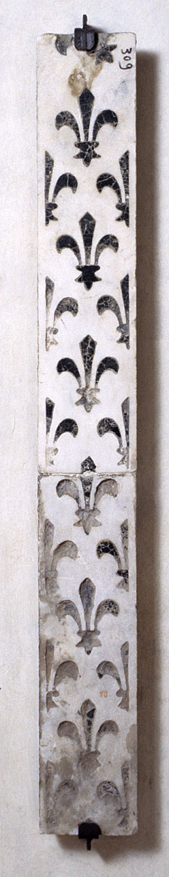 stipite, frammento - bottega fiorentina (sec. XIV)
