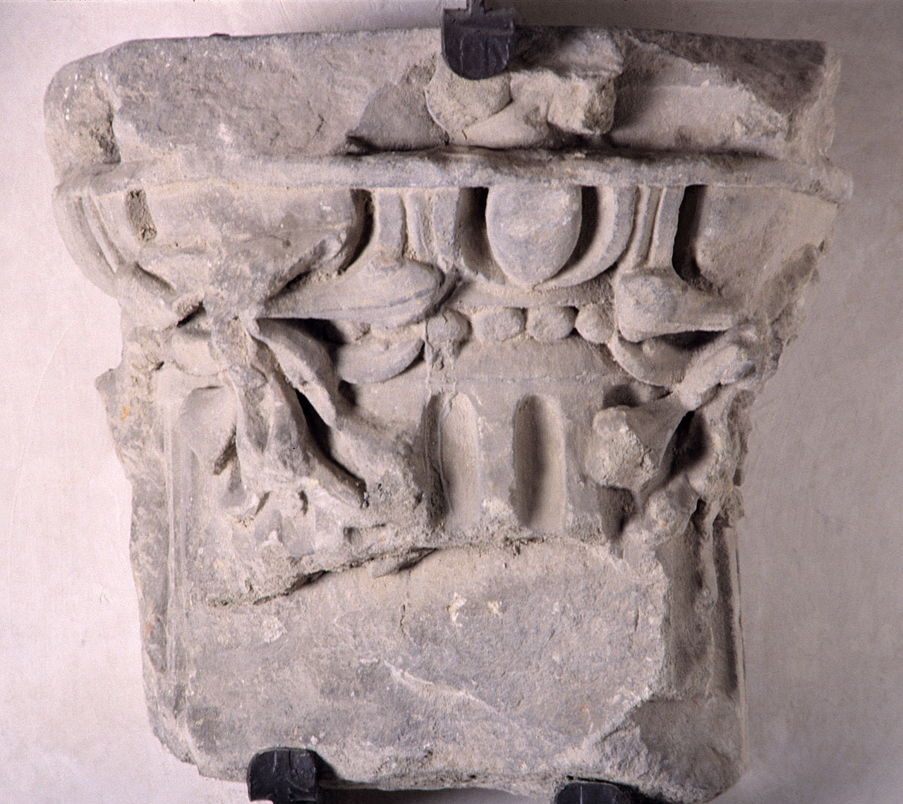 semicapitello - bottega fiorentina (sec. XV)