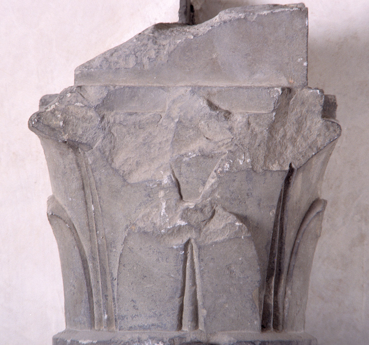 capitello - bottega fiorentina (fine/ inizio secc. XIV/ XV)