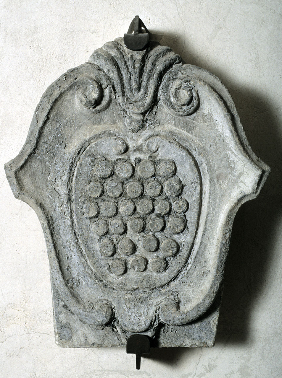 stemma dell'Arte del Cambio (rilievo) - bottega fiorentina (secc. XVI/ XVII)