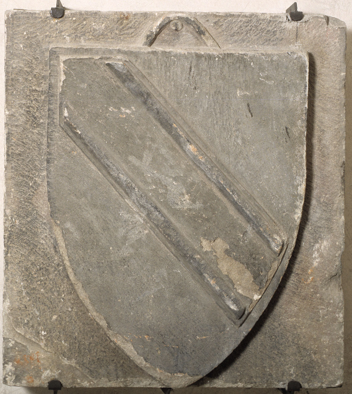 stemma gentilizio della famiglia Sassetti (rilievo) - bottega fiorentina (secc. XIV/ XV)