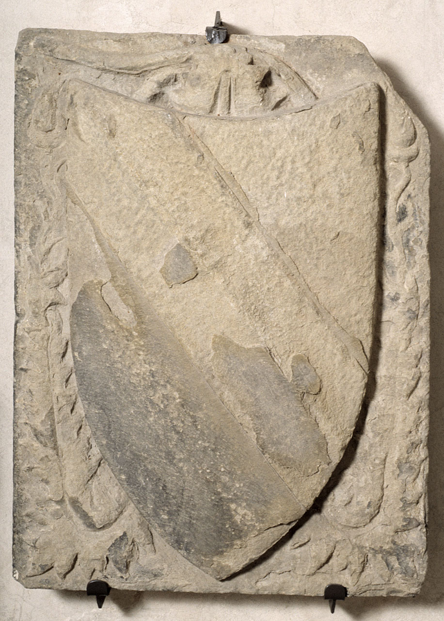 stemma gentilizio della famiglia Del Beccuto (rilievo) - bottega fiorentina (secc. XIV/ XV)