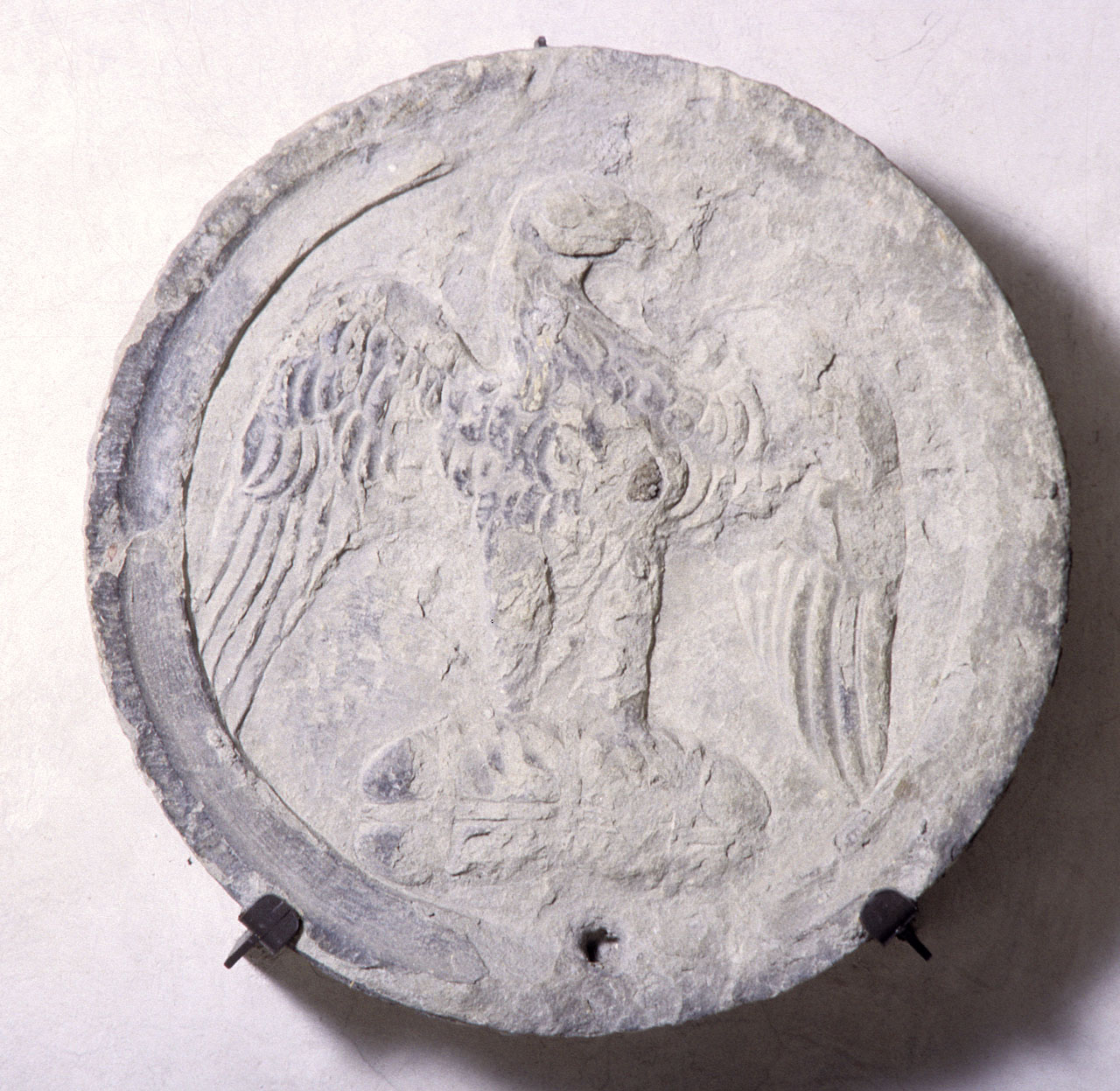 stemma dell'Arte di Calimala (rilievo) - bottega fiorentina (sec. XV)