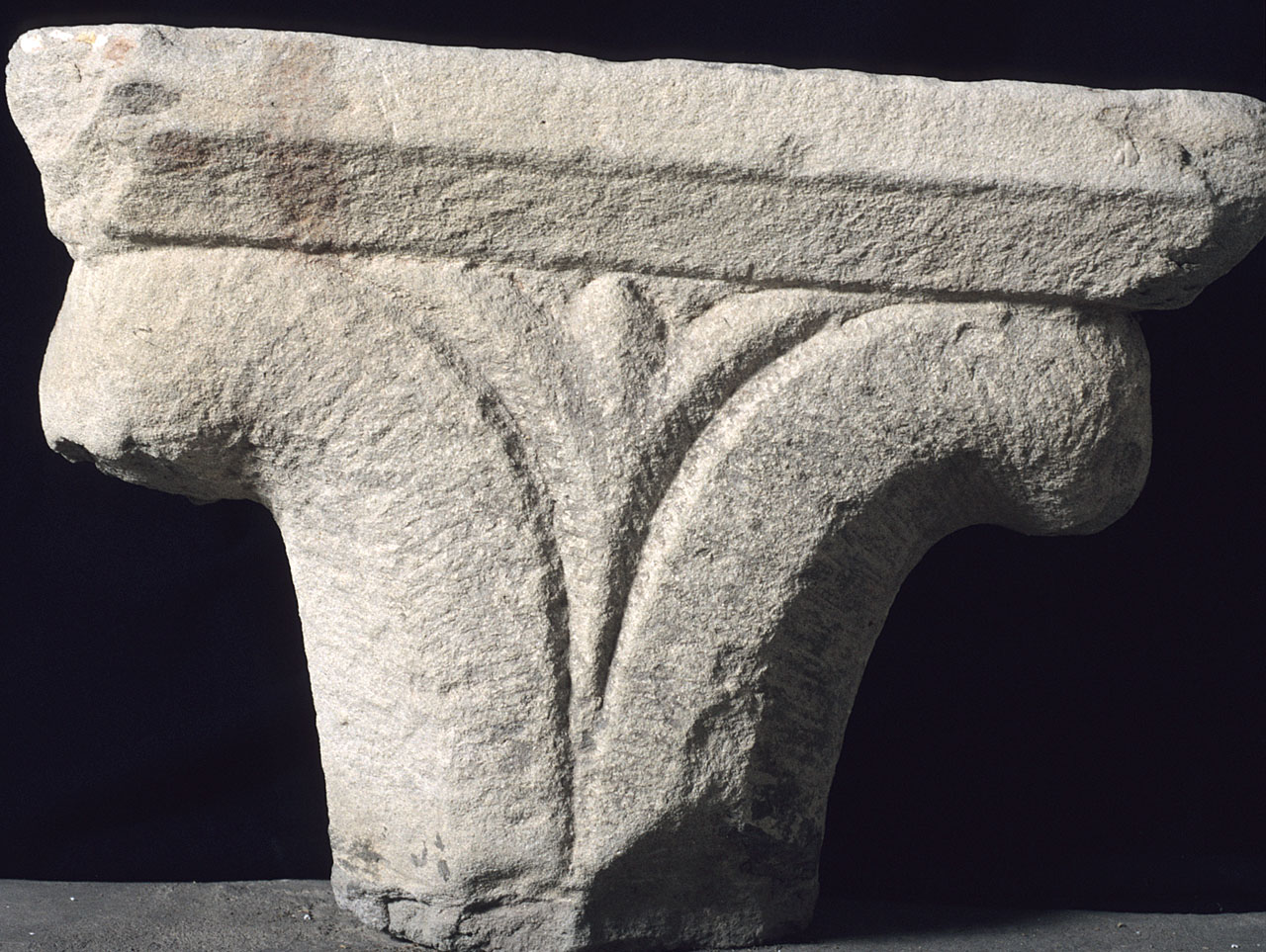 capitello - bottega fiorentina (seconda metà sec. XIII)