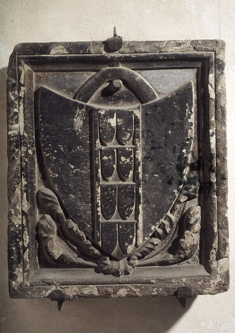 stemma gentilizio della famiglia Pilli (rilievo) - bottega fiorentina (sec. XIV)