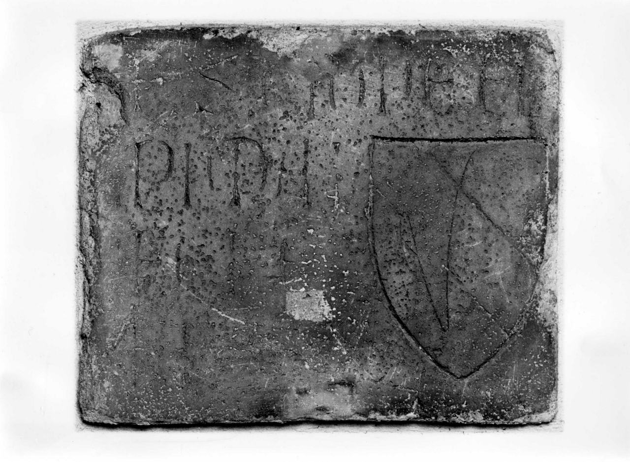 stemma gentilizio (rilievo) - bottega fiorentina (sec. XV)