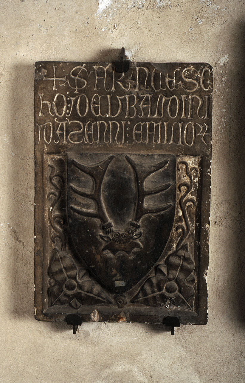 stemma gentilizio della famiglia Ubaldini (lapide tombale) - bottega fiorentina (sec. XIV)
