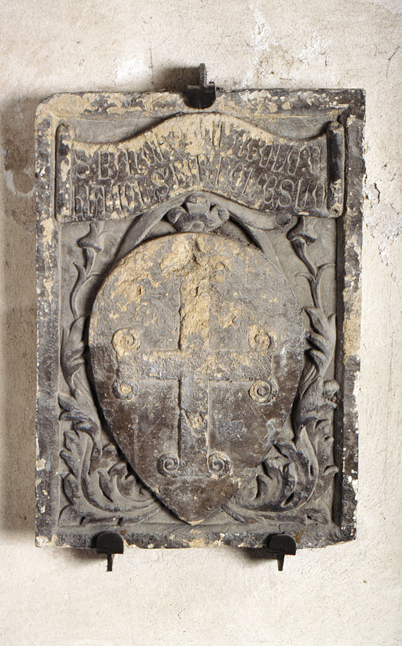 stemma gentilizio (lapide tombale) - bottega fiorentina (secc. XIV/ XV)