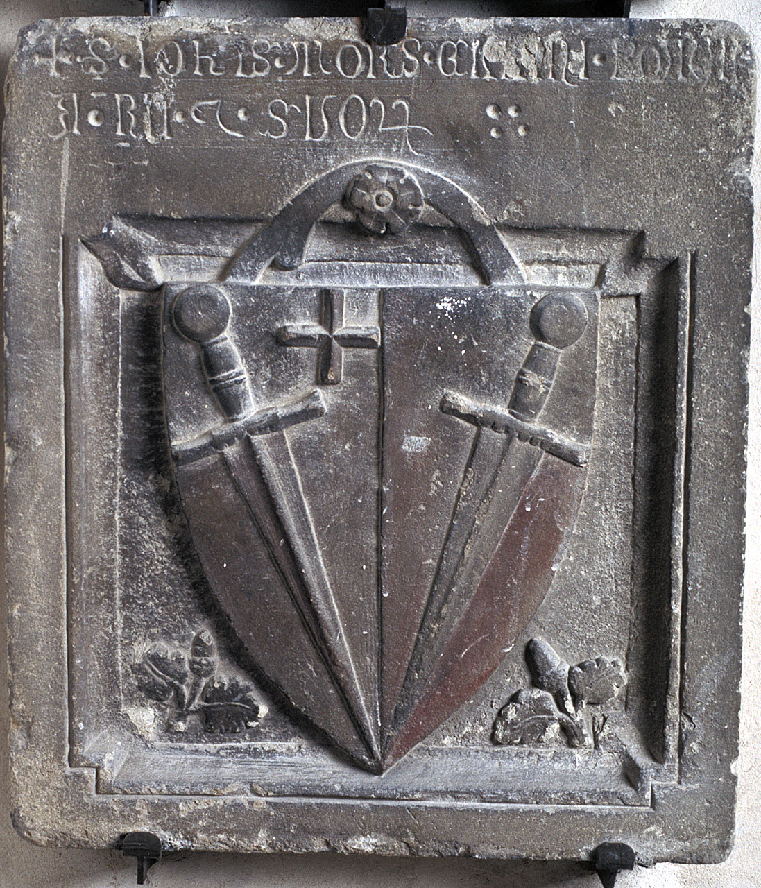 stemma gentilizio della famiglia Torsellini (lapide tombale) - bottega fiorentina (sec. XIV)