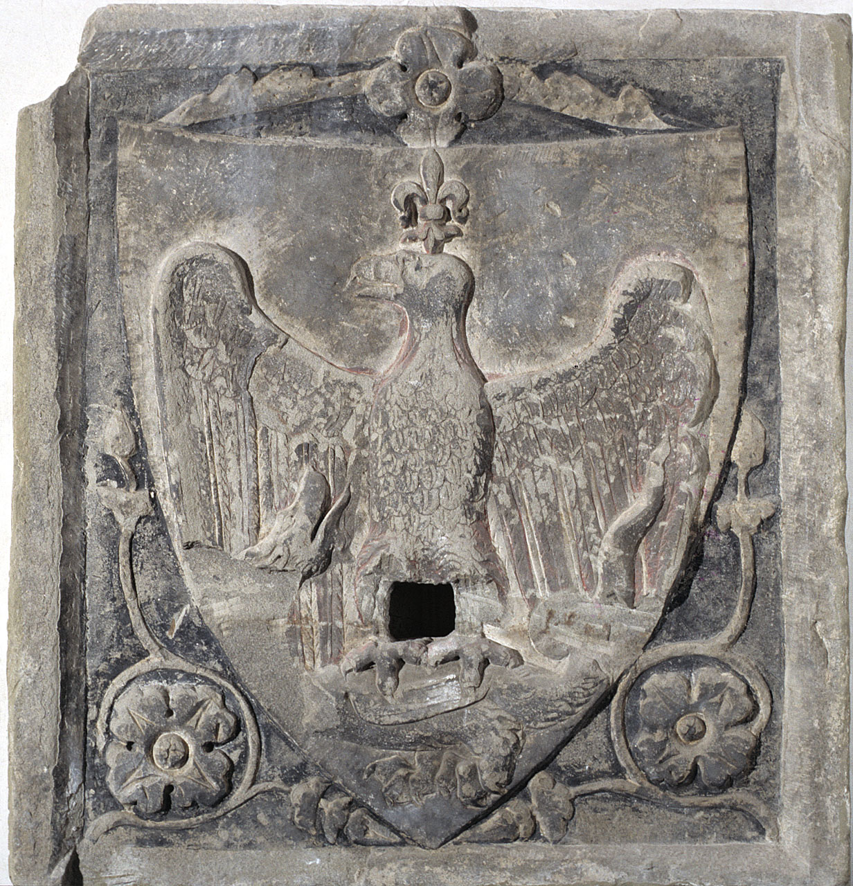 stemma di Parte Guelfa (rilievo) - bottega fiorentina (sec. XIV)