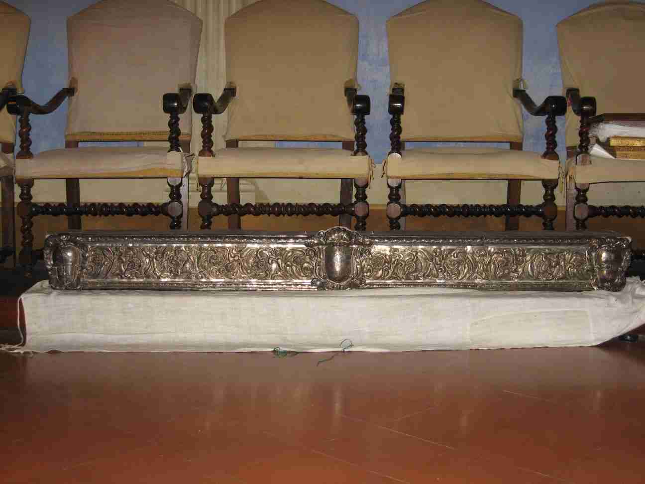 gradino della Muta del Volto Santo (gradino d'altare) di Nuti Ottavio (attribuito) - bottega lucchese (sec. XVIII)