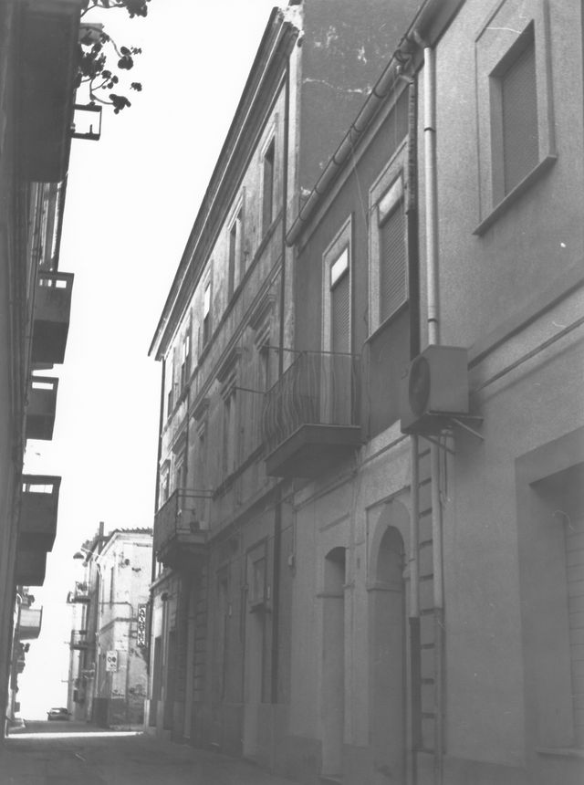 palazzo, plurifamiliare - Termoli (CB) 