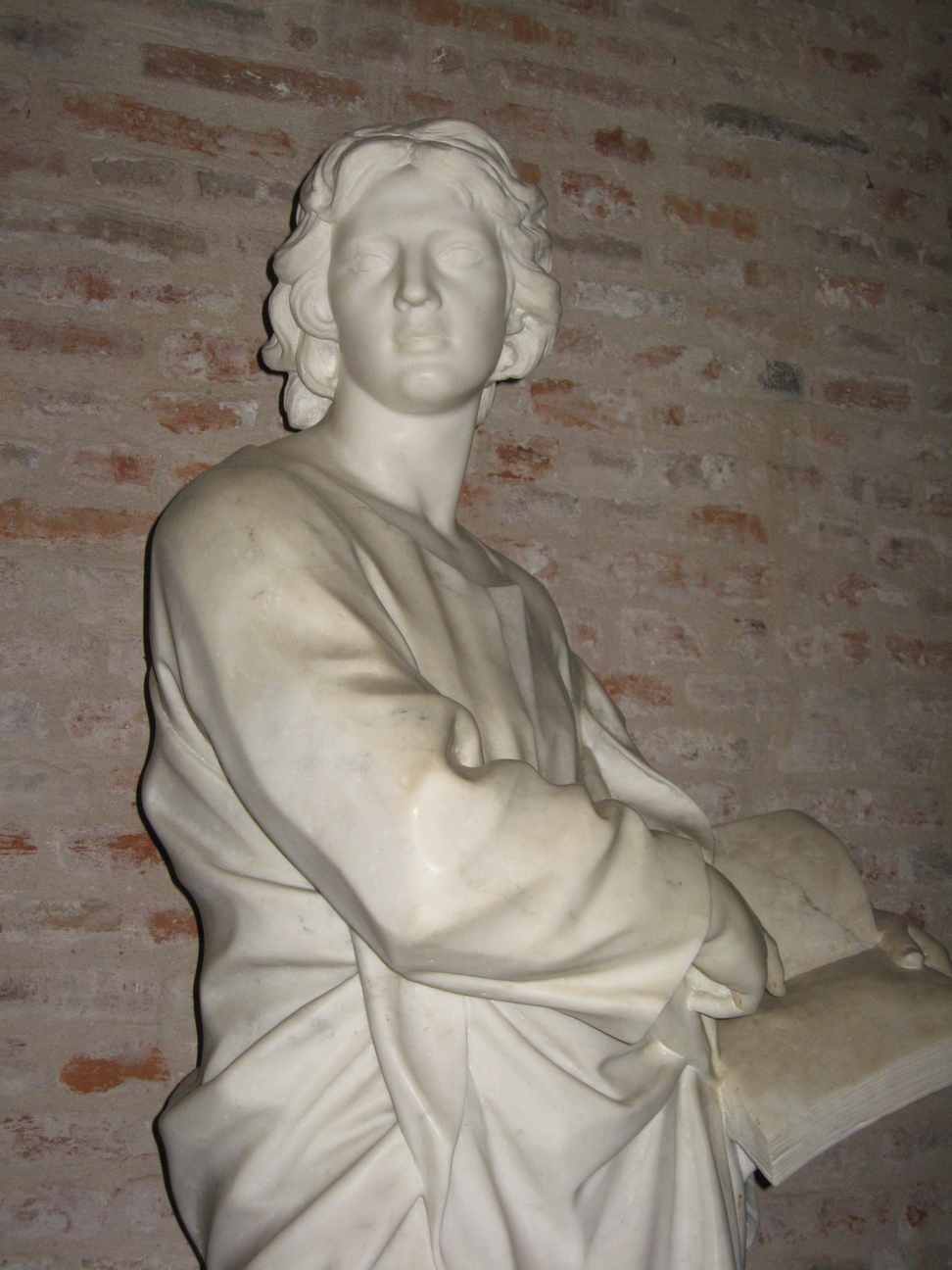 San Giovanni Evangelista (statua, opera isolata) di Fancelli Cosimo (attribuito) - ambito italiano (seconda metà XVII secolo)