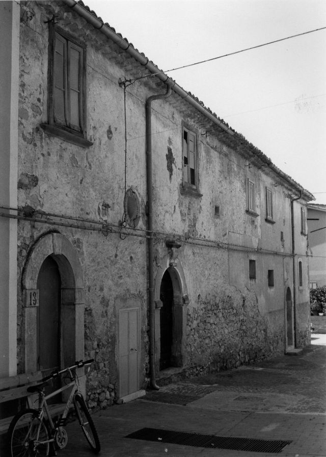 Palazzo Di Iorio (palazzo, bifamiliare) - Molise (CB) 