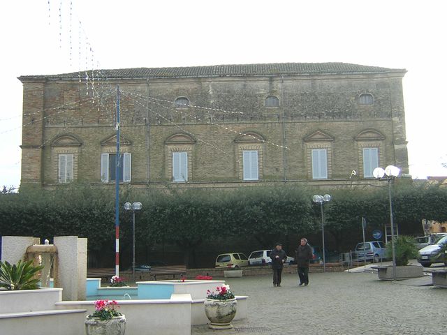 Palazzo Tanasso (palazzo, gentilizio, bifamiliare) - Portocannone (CB) 