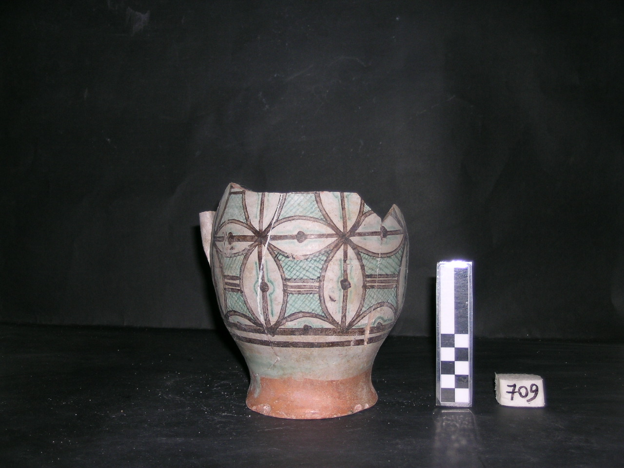 vaso - maiolica arcaica - produzione pisana (meta' sec. XIII)