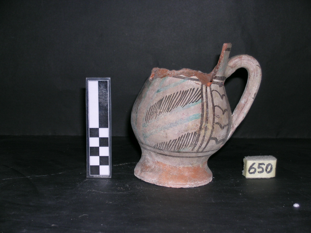 vaso - maiolica arcaica - produzione pisana (meta' sec. XIII)