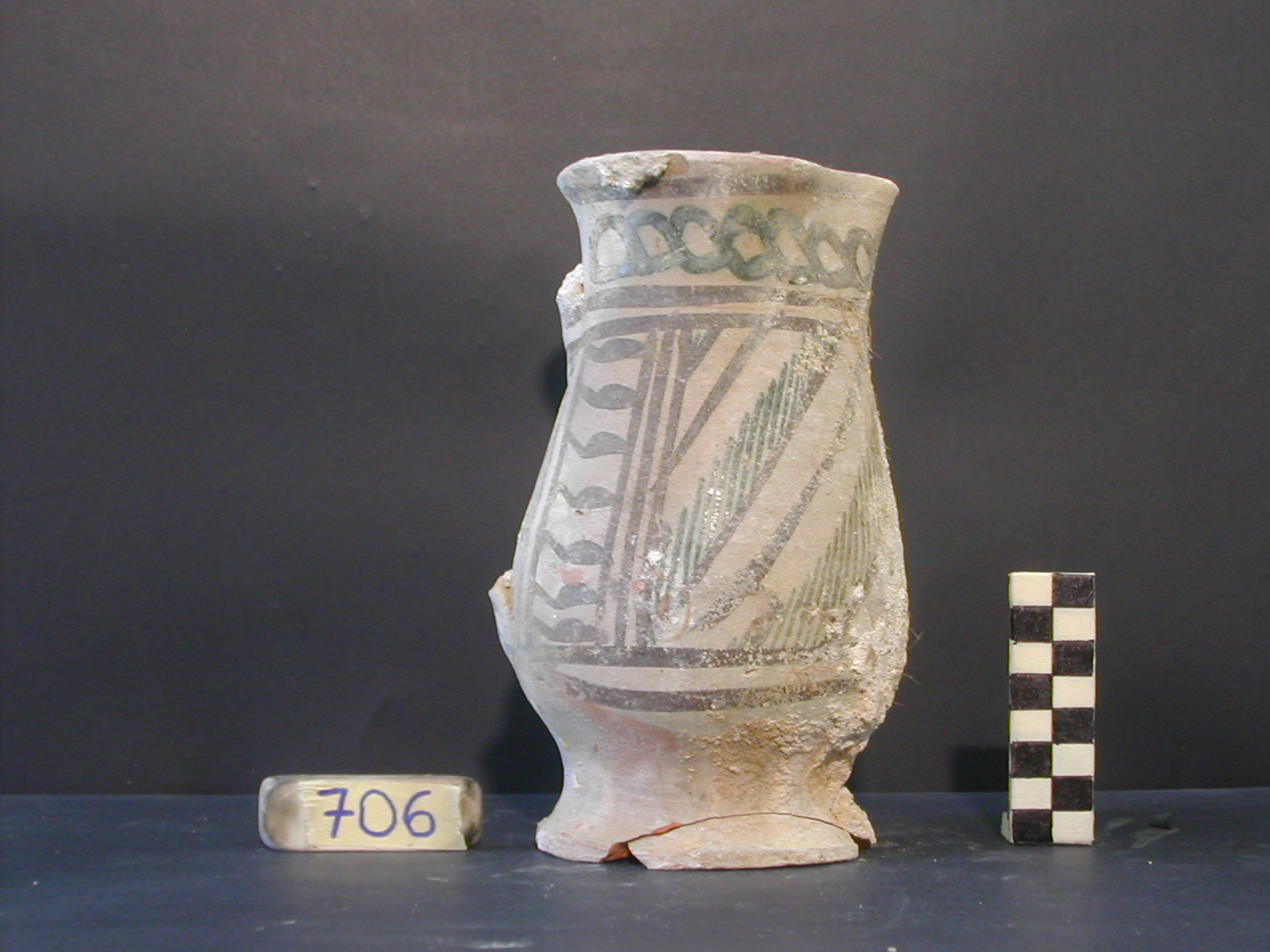 vaso - maiolica arcaica - produzione pisana (meta' sec. XIII)