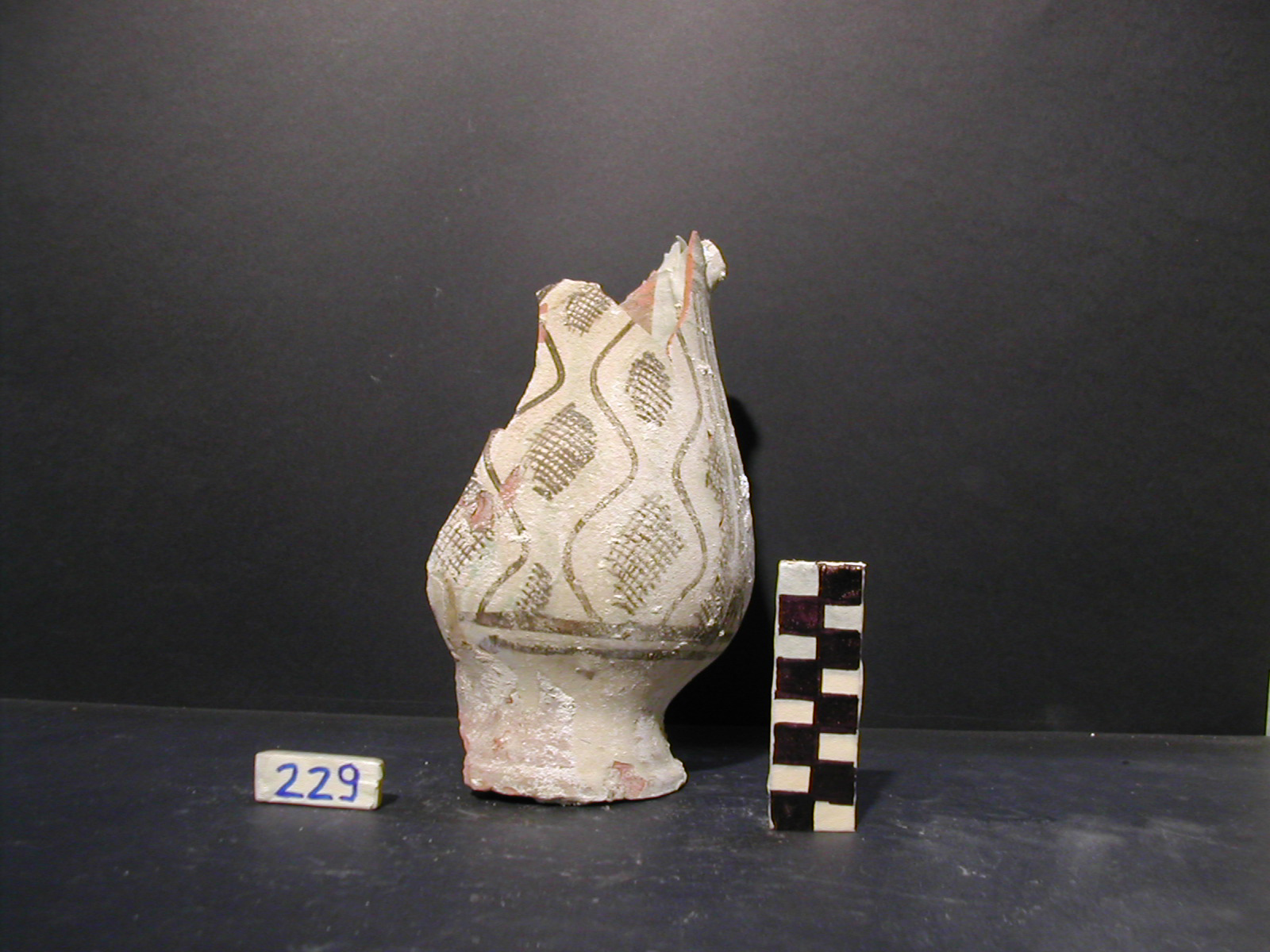 vaso - maiolica arcaica - produzione pisana (meta' sec. XIII)