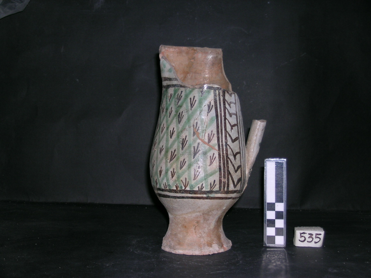 vaso - maiolica arcaica - produzione pisana (meta' sec. XIII)