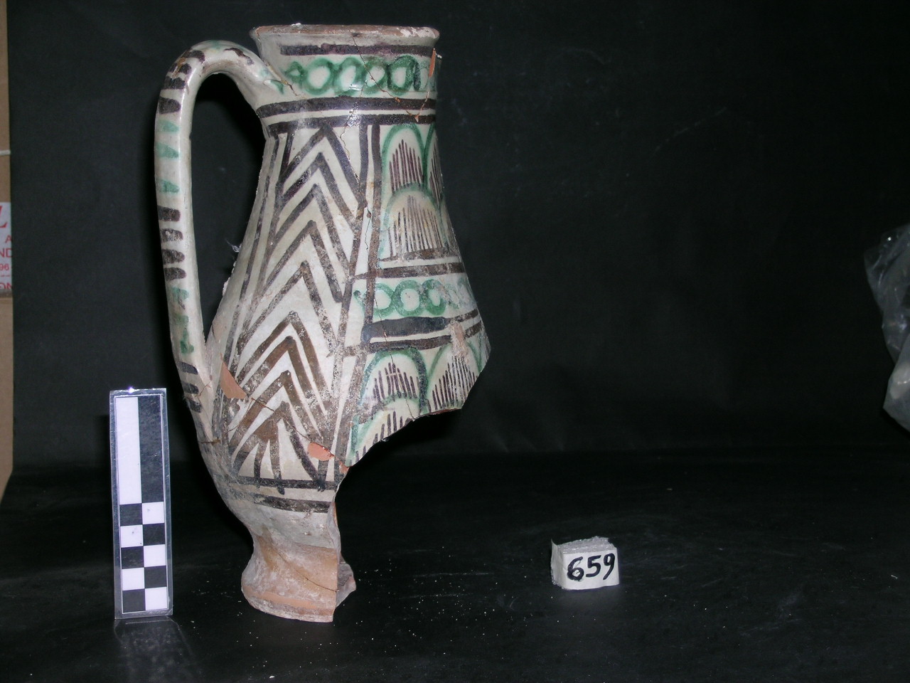 vaso - maiolica arcaica - produzione pisana (meta' sec. XIII)